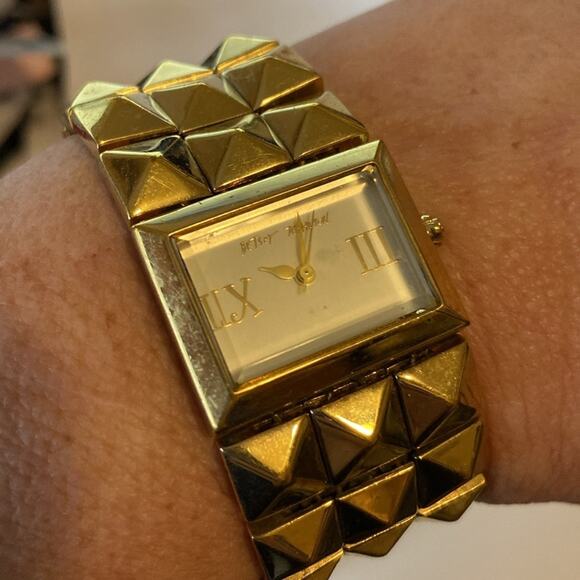 Betsey Johnson Gold Pyramid Stud Watch w/ Original Leopard Box – Needs Battery - Picture 3 of 11